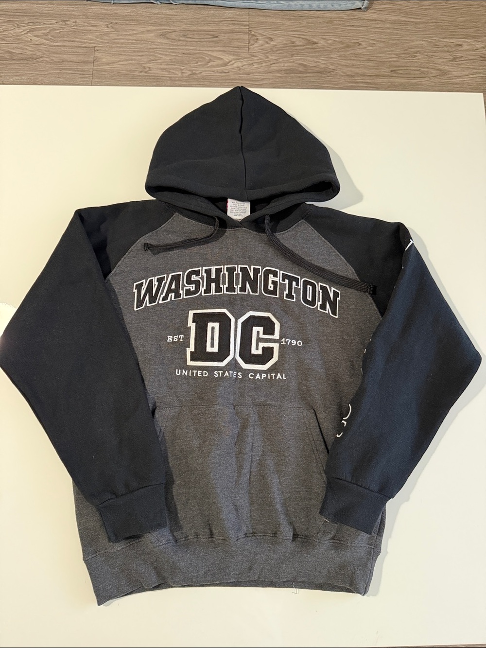 Washington DC Mens United States Capital Gray/Black Pullover Hoodie Size M